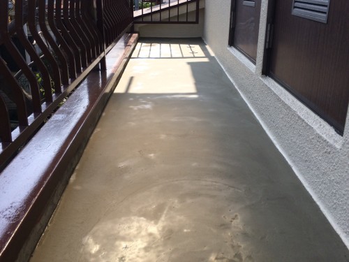 廊下　タキストロン　防水完了